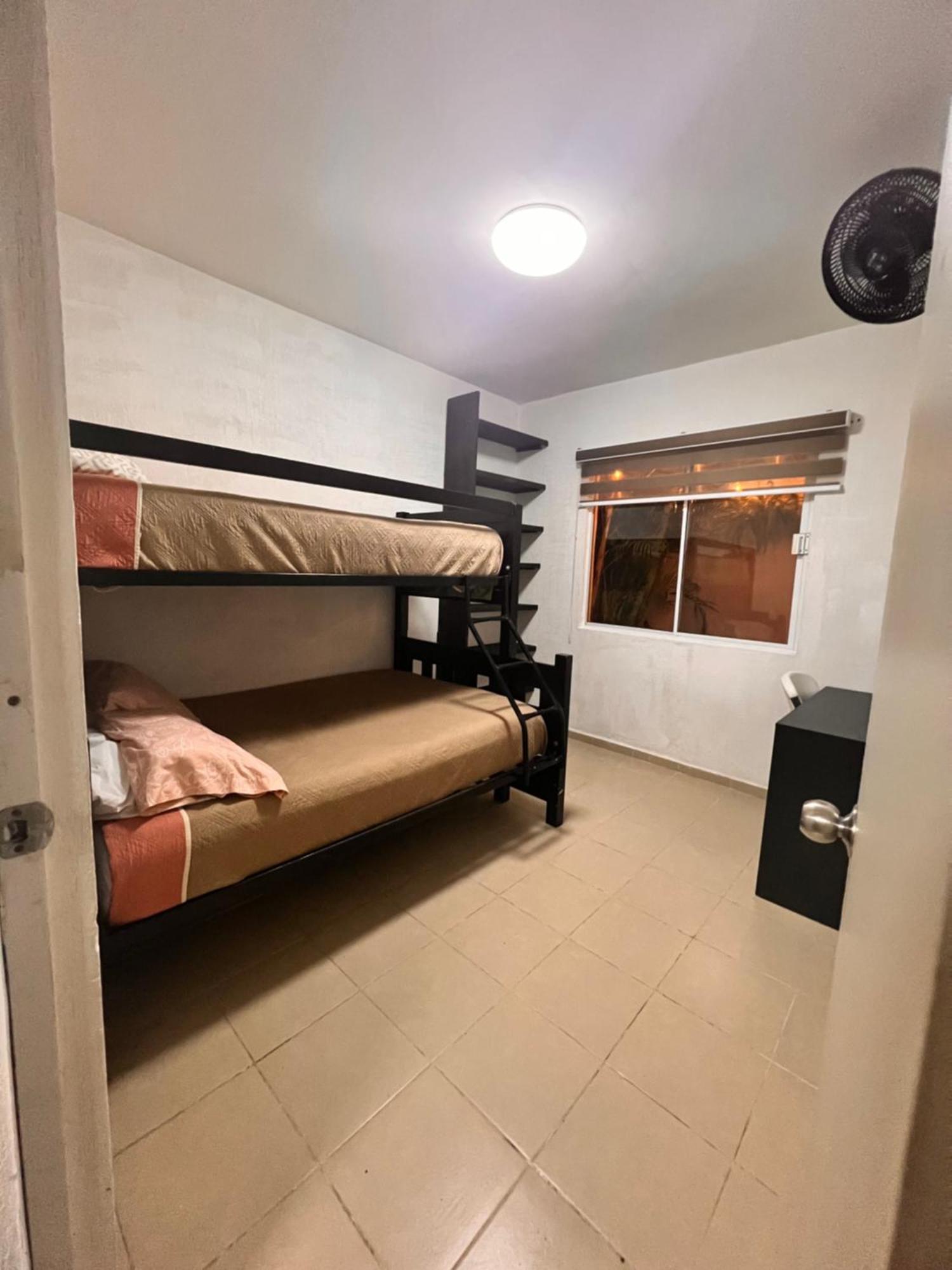 Lopgar Departamento En Cancún Exterior foto